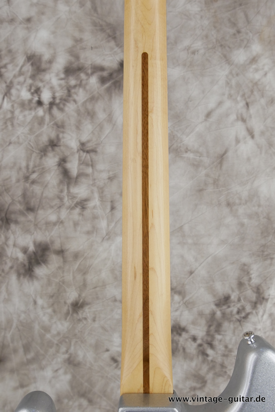 img/vintage/5435/Fender_Stratocaster_built_from_parts_US_neck_ silver_sparkle_2021-012.JPG